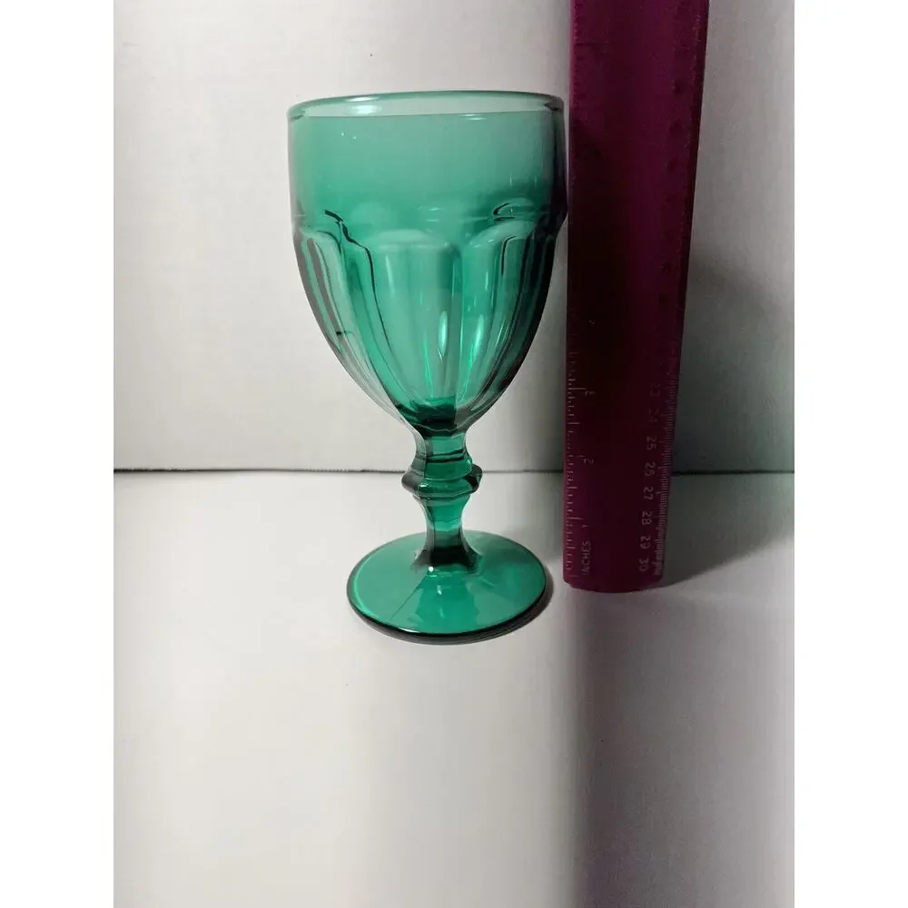 Set Of 4 Green Duratuff vintage Glasses
